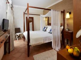 巴赫克拉兰热拉斯酒店，位于维拉摩拉的带泳池的酒店