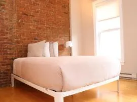 Charming Studio in Boston Brownstone, #6