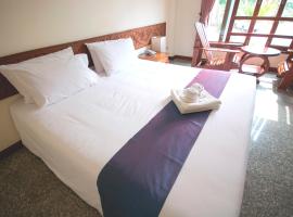 德安达曼度假酒店 ，位于来兴府的酒店