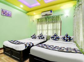 Jai Maa Panchadhura Hotel，位于Lālbhitti的酒店