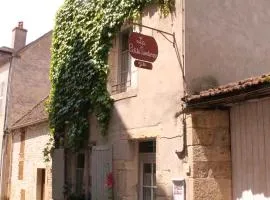 La Petite Sentence de Noyers