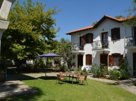 Villa Molos，位于萨索斯的海滩短租房