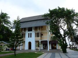 Hotel Leaf on Lagoon，位于卡图纳耶克班达拉奈克国际机场 - CMB附近的酒店