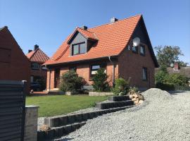 Ferienhaus im Sandkamp，位于Westensee的酒店