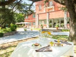 Grand Hotel Impero - Wellness & Exclusive SPA，位于皮亚诺堡的酒店