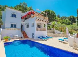 Alma - holiday home with private swimming pool in Benitachell