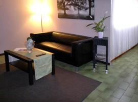 Albergo Papillon，位于San Polo dʼEnza in Caviano的酒店