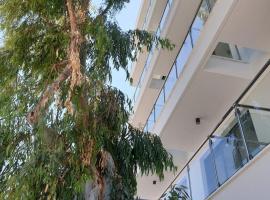 My Uni Home by bed N' mix，位于Strovolos的酒店