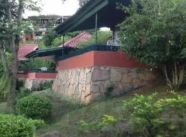 班苏南莱山民宿