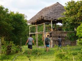 Mida Creek Nature Camp，位于瓦塔穆的度假短租房