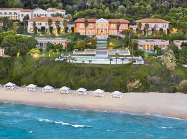 Mandola Rosa at Riviera Olympia, A Grecotel Resort to Live，位于卢特拉基利尼斯的酒店