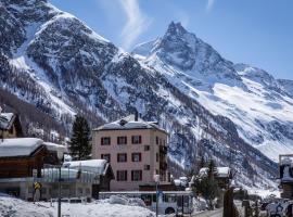 Hôtel Le Besso - Swiss Romantic Lodge Zinal，位于琪纳尔的酒店