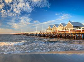 API Busselton Seaside Escape Apartments，位于巴瑟尔顿的酒店