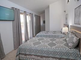 Itza-Bella Suites