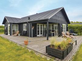 Three-Bedroom Holiday Home In Nysted，位于尼斯泰兹的酒店