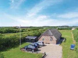 Five-Bedroom Holiday Home In Ulfborg