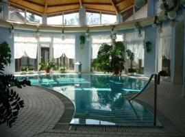 Landgasthof &Hotel Waldow，位于古本的酒店