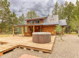 Whittier Cabin，位于三河的酒店