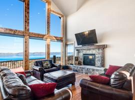7 Bed 5 Bath Vacation home in Fish Haven，位于Fish Haven的酒店