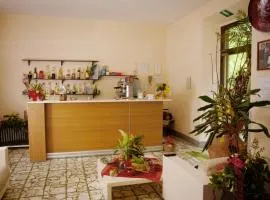 艾尔伯格古伊狄餐厅酒店