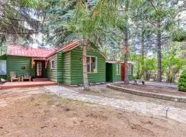 Sisters Downtown 1930s Cottage