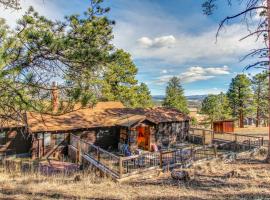 Historic Wilderness Retreat，位于埃斯蒂斯帕克的酒店