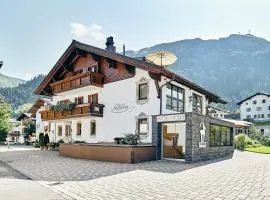 加尼苏西尔瓦酒店
