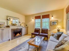 3 Bed 3 Bath Vacation home in Eastsound
