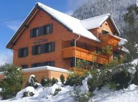 豪斯布鲁加公寓