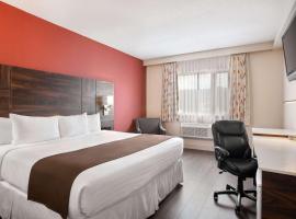 梅迪辛哈特贝蒙特旅馆套房酒店，位于梅迪辛哈特机场 - YXH附近的酒店