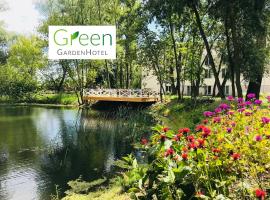 Green GardenHotel，位于拉辛的无障碍酒店