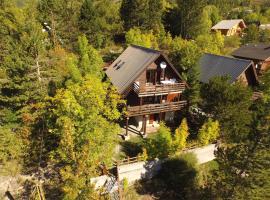 Grand Chalet au Val d'Allos- Vue exceptionnelle - Plein sud，位于阿洛斯的酒店