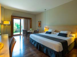 Hotel Spa Attica21 Vilalba，位于比拉尔瓦的温泉住宿