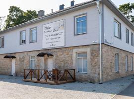 Mia Guesthouse，位于Haljala的酒店