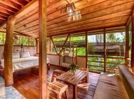 欧米茄旅游生态山林小屋，位于拉塞瓦的木屋