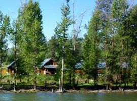 Methow River Lodge Cabins，位于温索普的木屋