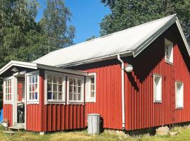 6 person holiday home in VARA，位于Skår的酒店