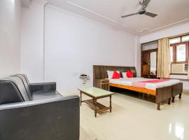 OYO 49812 Indralok Hotel，位于Chhapra的酒店