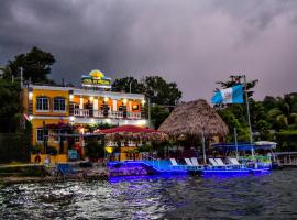 Hostal Casa de Grethel，位于弗洛勒斯的海滩酒店