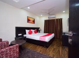 OYO 37984 Royale Inn，位于萨姆巴尔普尔的酒店