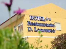 Hotel Dom Lourenco，位于阿雷亚布兰卡的酒店