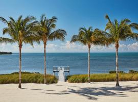 Isla Bella Beach Resort & Spa - Florida Keys，位于马拉松巴伊亚宏达州立公园附近的酒店