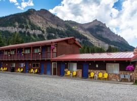 High Country Motel and Cabins，位于库克市的酒店