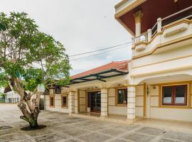 RedDoorz Syariah@Jalan Dr Mansyur Medan，位于棉兰的酒店