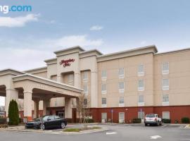 Hampton Inn Statesville，位于斯泰茨维尔的酒店