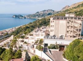 Hotel Olimpo le Terrazze，位于勒托阳尼的酒店