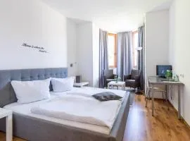 Gästezimmer in Bornheim mit Self-Check-in 24h zwischen Köln & Bonn nahe Phantasialand