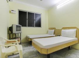Lingams Lodge，位于Thiruvārūr的酒店