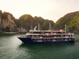 La Pandora Cruises，位于下龙湾的船屋