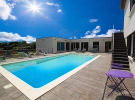 HISTOIRE D'Ô - Les Piscines - Chambres d'hôtes，位于Bezouce的酒店